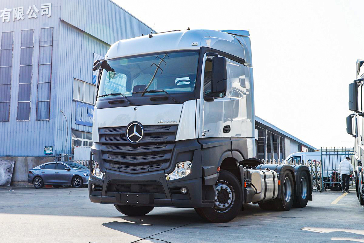 Mercedes B Enz Truck 6x4 1864 2653 Tractor Head Truck Germany Actros/Mercedes B Enz Tippers Head For Sale