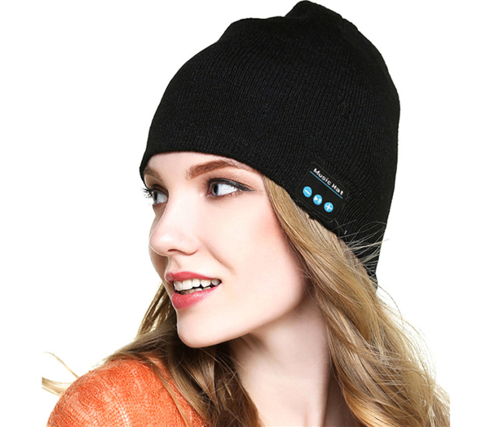 Outdoor Sports Newest Winter Knitted BT Beanie Hat with Headphone smart music hat from China