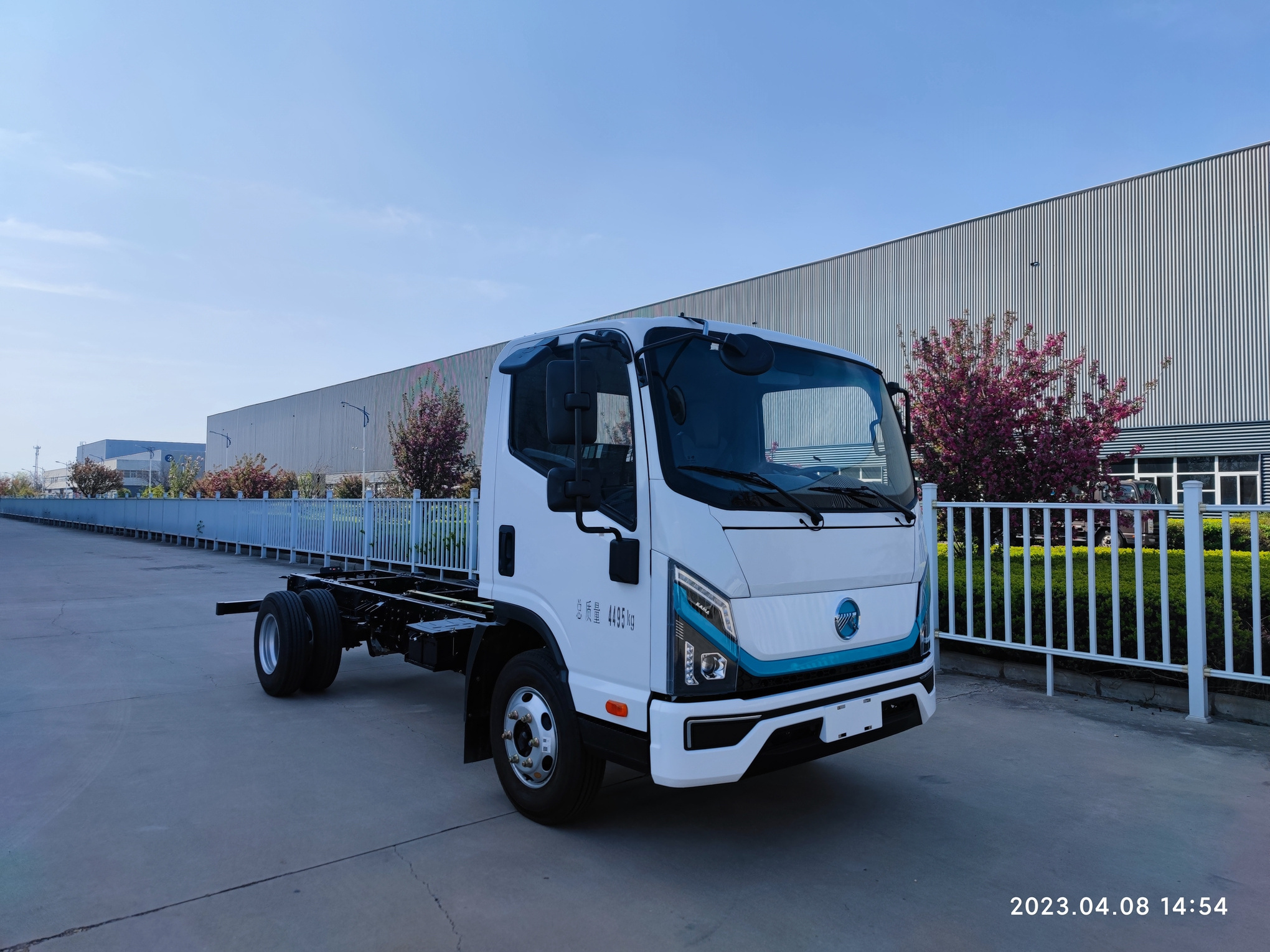 SUMEC KAMA 2.5 Tons Pure Electric Trucks Big Capacity China Pickup Cargo Truck