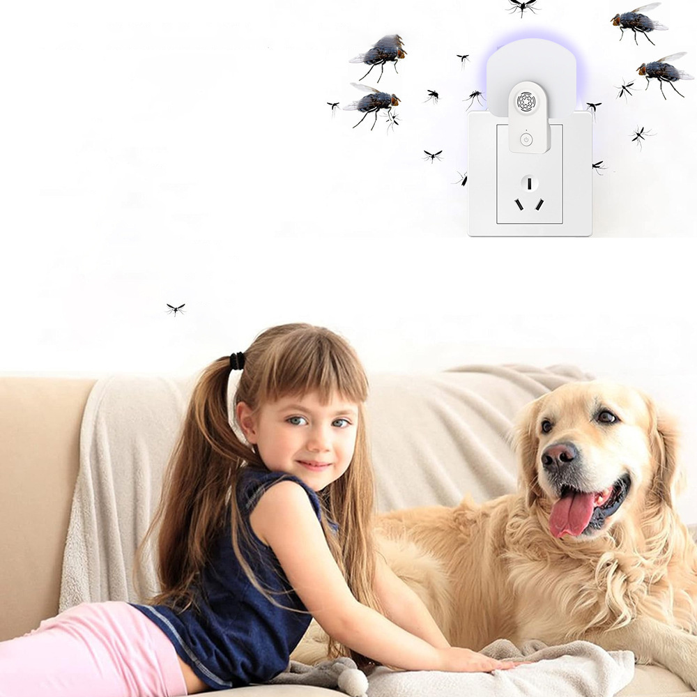 New Arrival Indoor Smart Moths Fruit Flies Trap Electric House Flies Gnat Trap Moth Killer Plug In Electric Fly Sticky Traps