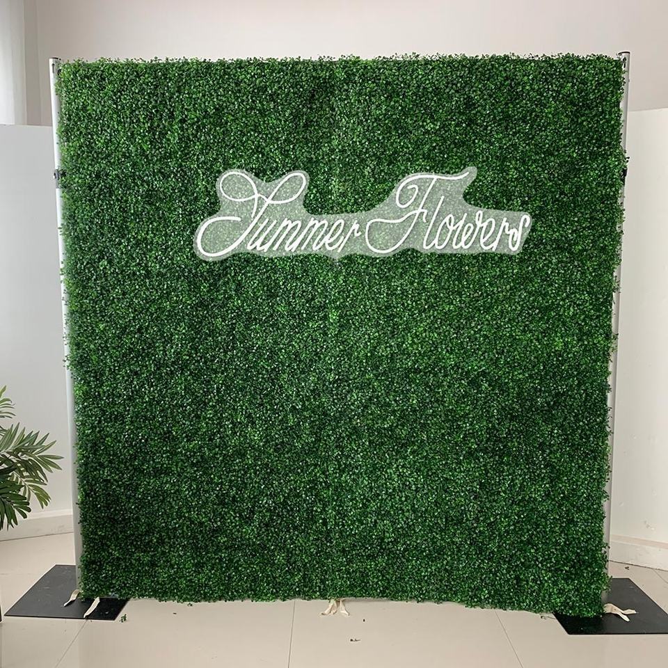 New Design Vertical 3D Garden Hanging Artificial Grass Green Leaves Wall