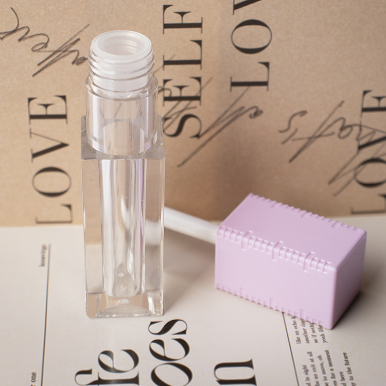 The new special deign wholesale bulk square clear purple fancy reasonable price stick lip gloss tubes with fat applicator