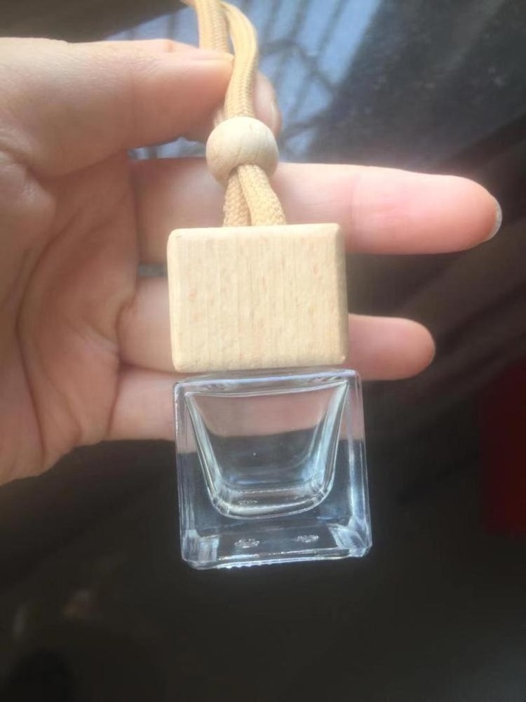 6ML High quality auto decoration wooden lid brown cotton rope car perfume glass square hang diffuser bottle