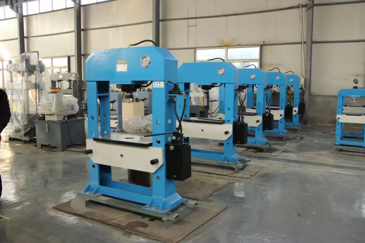 SUMORE SP-30  Maximum Bearing  30T  Factory Price Newest  Electric/Manual Hydraulic Press SP-30  for wholesale