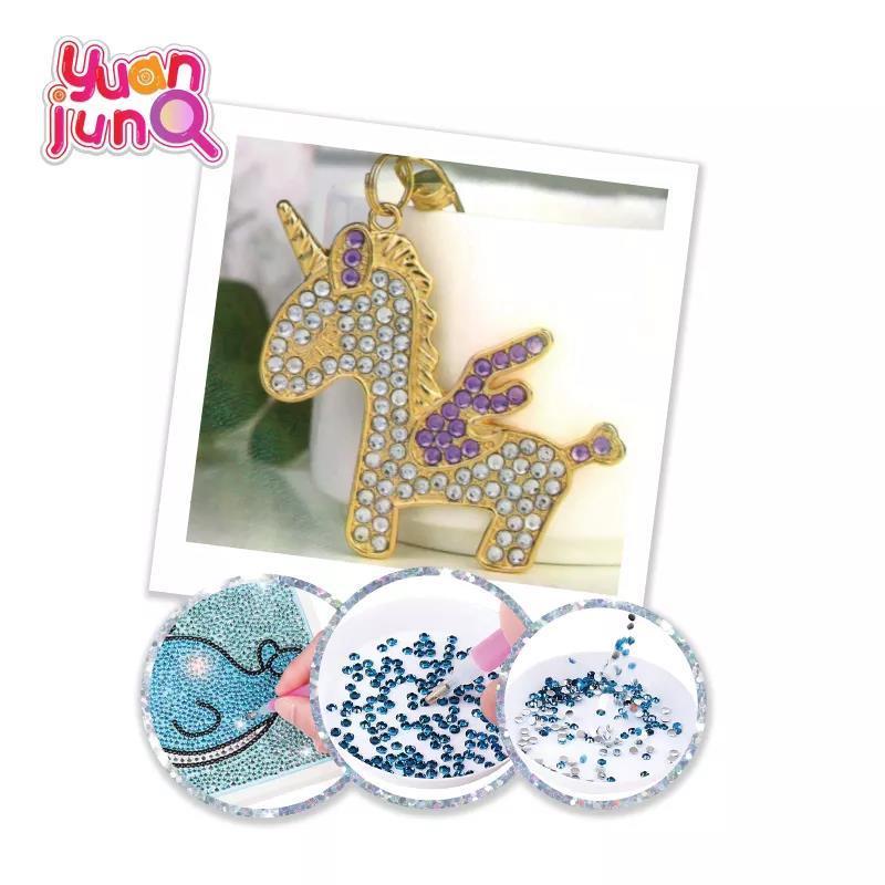 2023 New Kids Craft Gift DIY Crystal Diamond Heart Keychain Kit Diamond Painting Art Kit