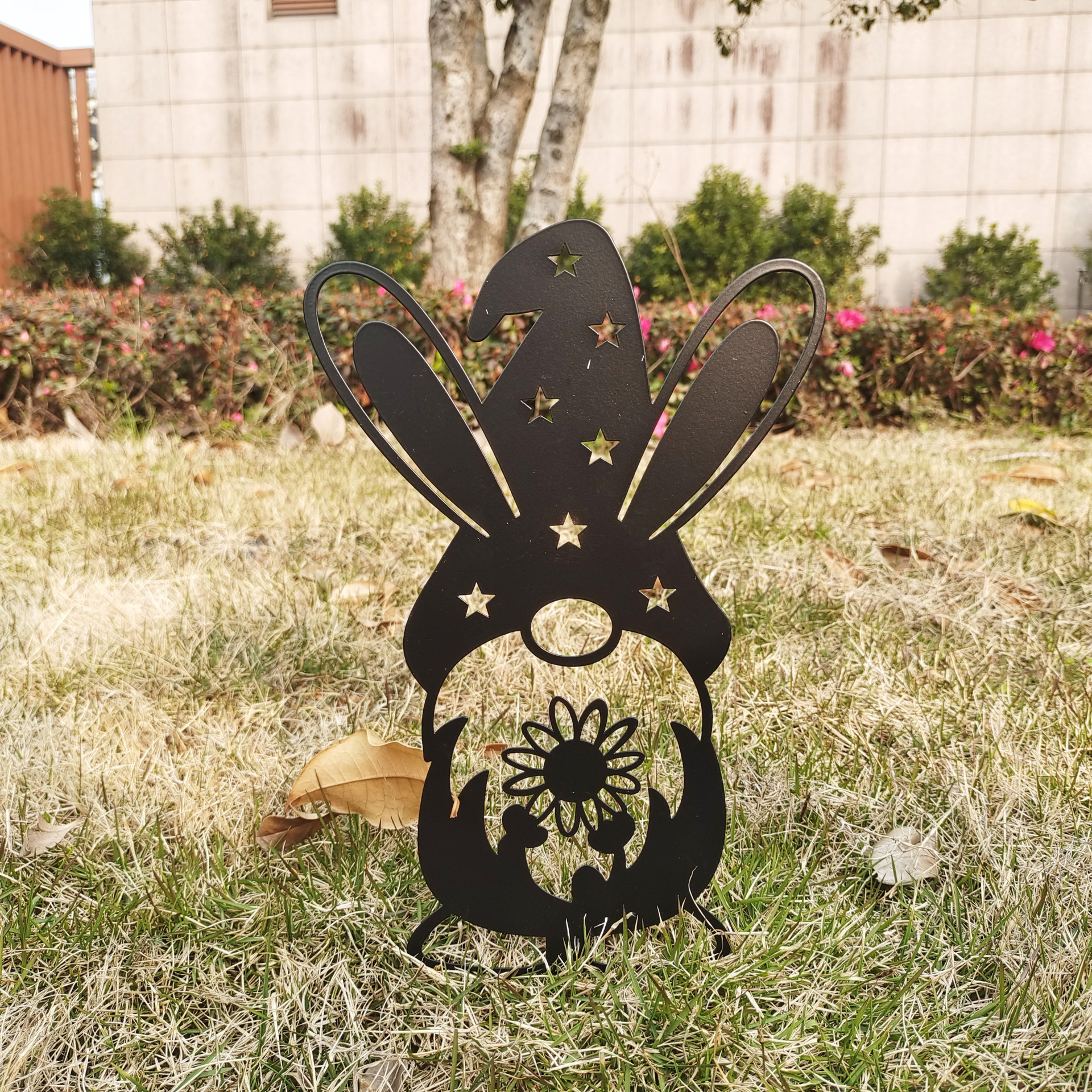 Outdoor Easter Garden Stakes 3 Pieces Gnome Bunny Metal Stakes Hollow Out Bunny Elf Stake For Easter Party Decorations