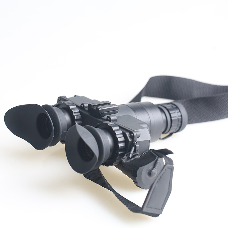 PVS7 Low Light-level Night Vision