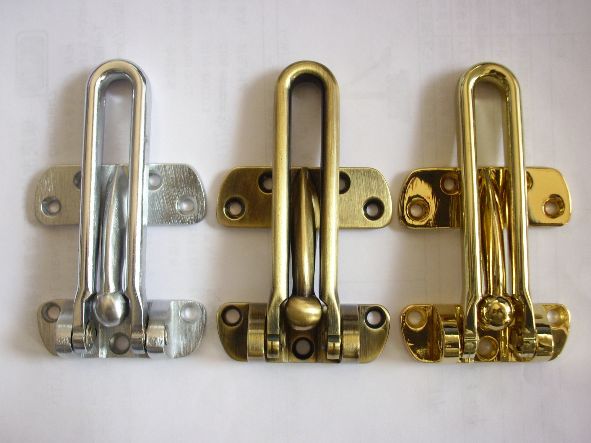 High Quality Zinc Alloy Swing Bar Door Guard for Garage and Front Door