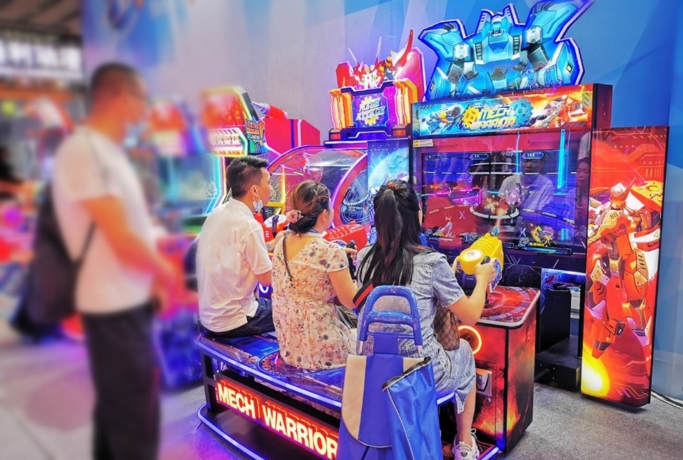 Sunflower Amusement multi-player indoor game machine laser shooting game for kids redemption machine