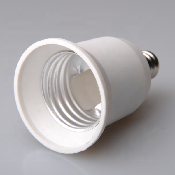 E12 to E26 lamp converter adapter candelabra to standard bulb socket adapter lamp holder socket with CE RoHS certificate