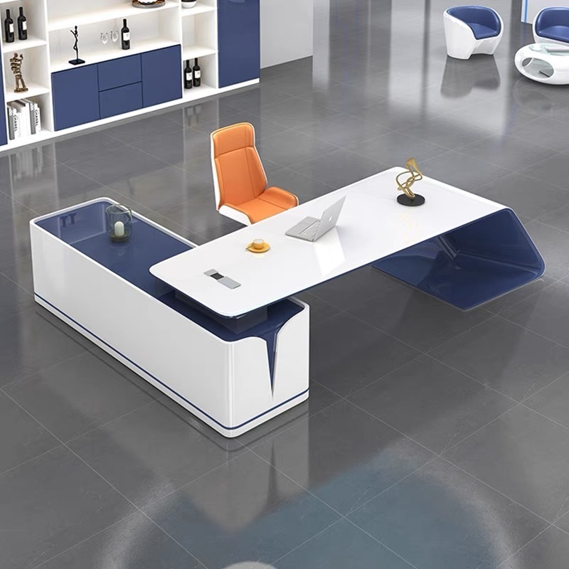 Modern MDF Wooden White Office Desk Customized Luxury Boss Office Furniture Director Executive Glass Office Desk Computer Table