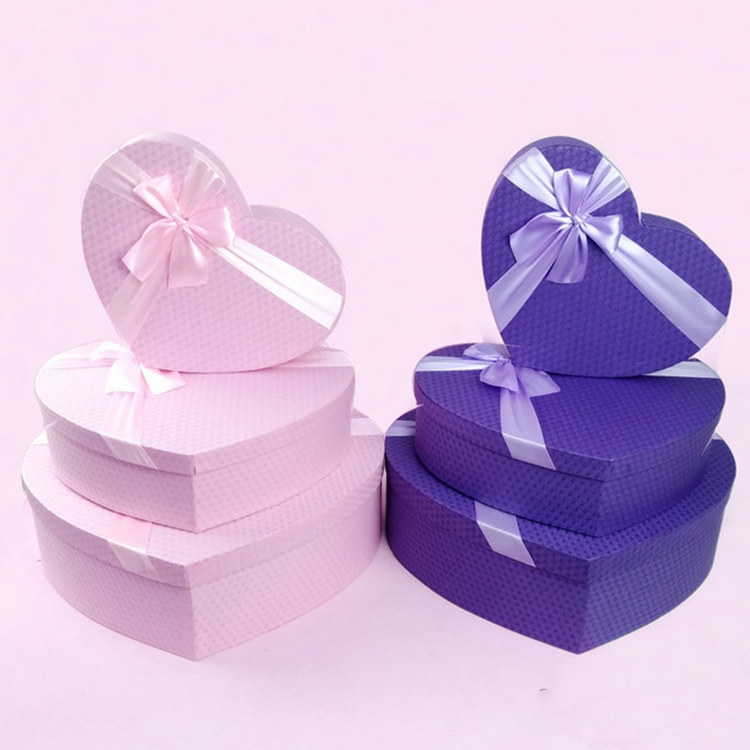 2024 Valentine Day Flower Gift Box Luxury Pink Heart Gift Boxes Packaging For Perfume