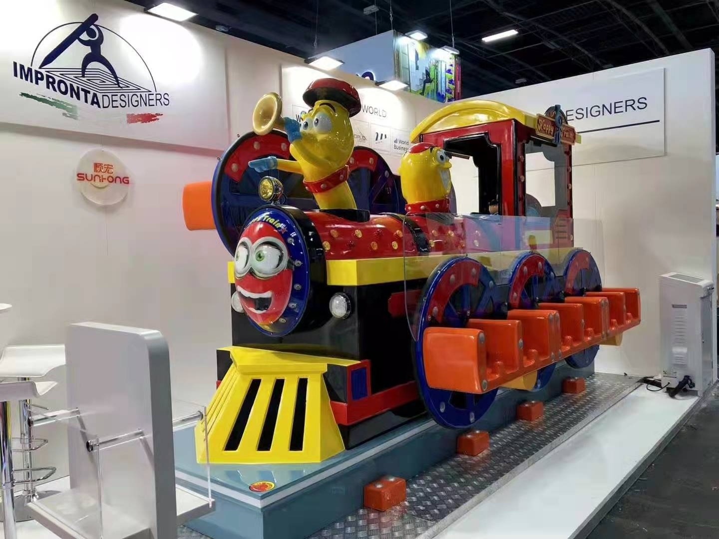 Amusement kiddie electric swing ride 360 rotating car amusement park rides Thomas Train 12P