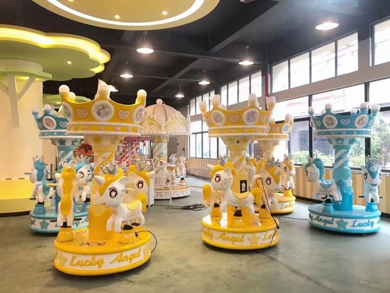 Perfect Quality colorful Coin Operated Kiddie Rides Mini Carousel 3 People Merry Go Round For Sale Kiddie Horse Carousel Ride