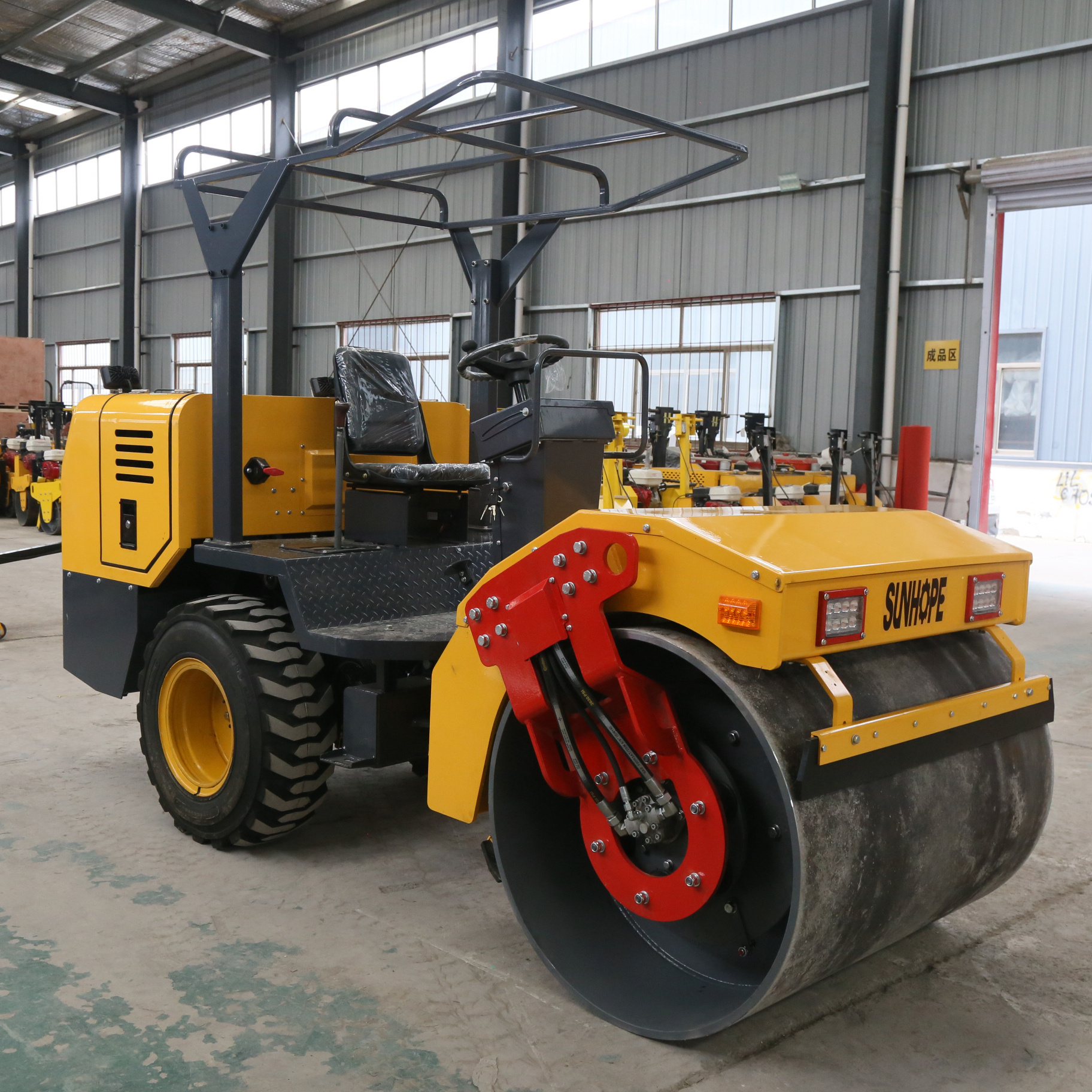 Rotating Compactor Popular 3.5 Ton Concrete Small Vibratory Road Roller Compactor Soil ...