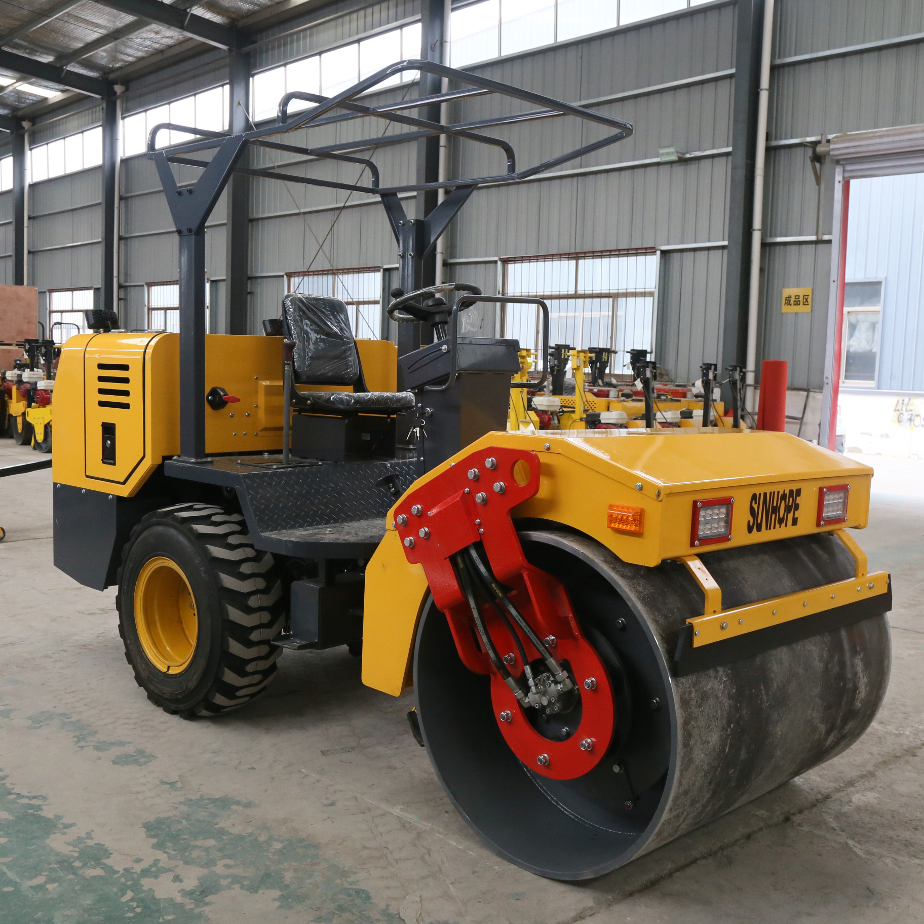 Popular 3.5 Ton Concrete Small Vibratory Road Roller Compactor Soil Roller