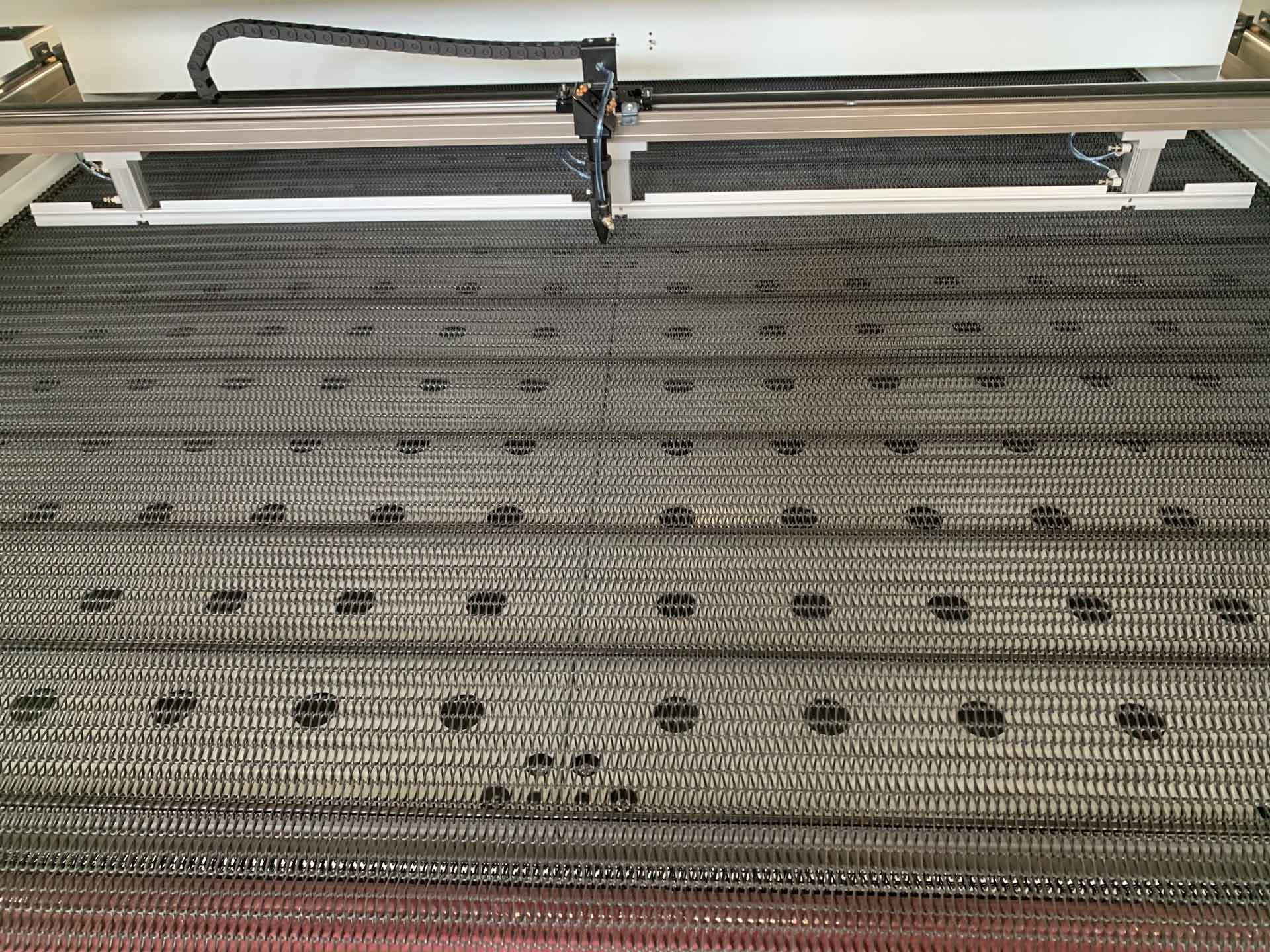 ARGUS Digital Printing Intelligent Laser Cut Cloth Fabric Garment Textile Laser Cutter High Precision CCD Laser Cutting Machine