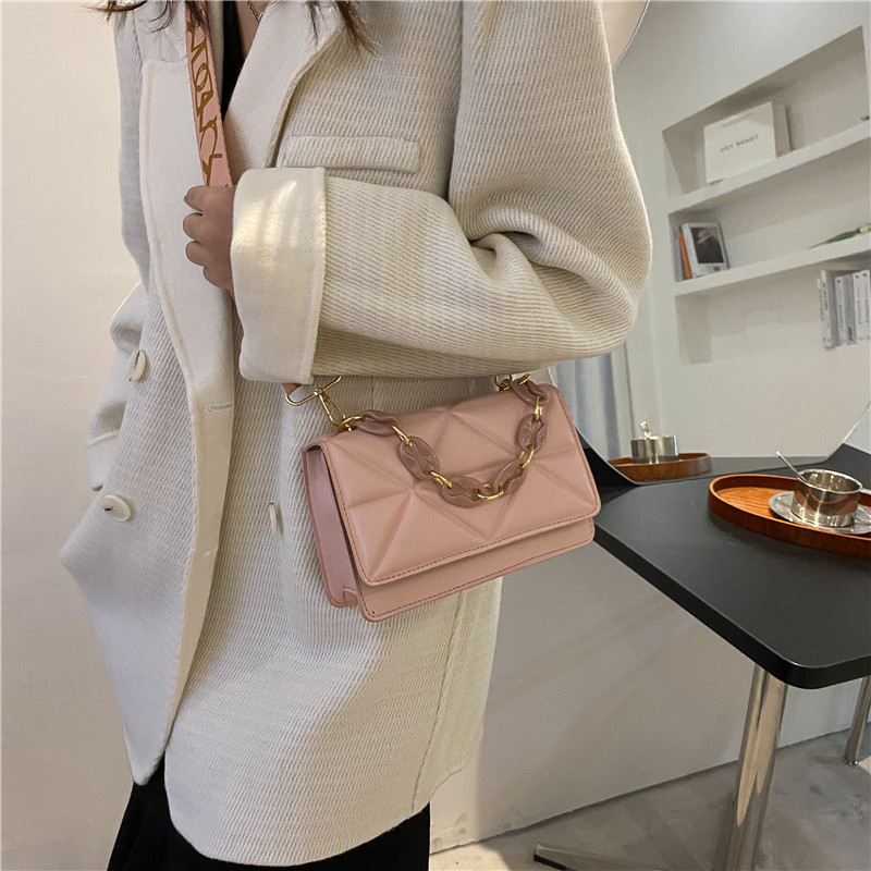 Cheaper Wholesale Pu Korean Diamond Lattice Shoulder Small Bag Women's Messenger Small Chain Bag