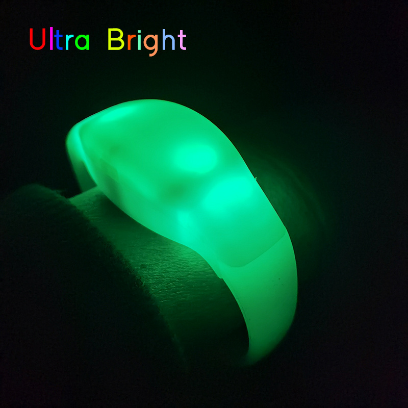 SUNJET New Product 4 LED Lights Custom Logo Remote Controlled LED Bracelet, DMX Control LED Wristband For Event