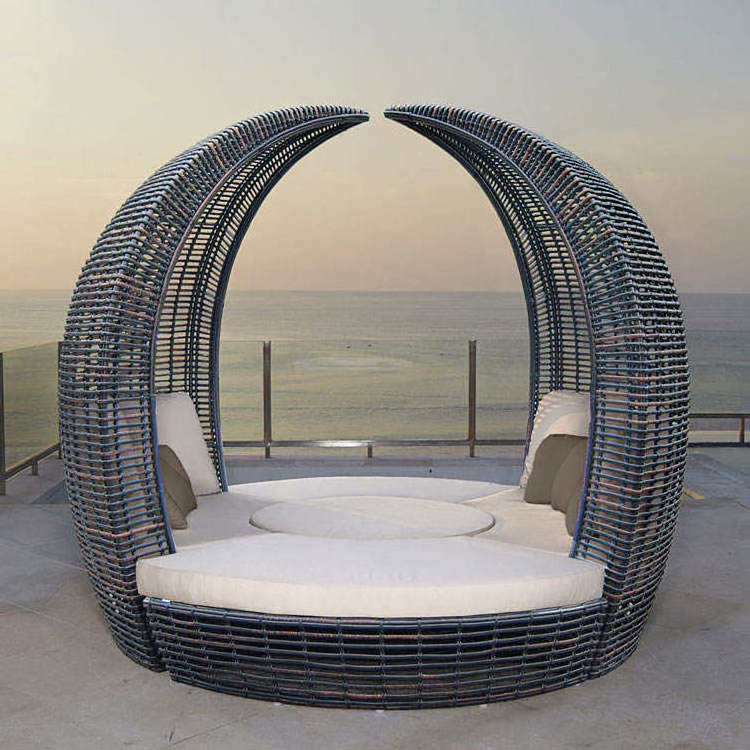 Design fashionable and exquisite outdoor rattan furniture recliner lounge rattan bed outdoor rattan bed