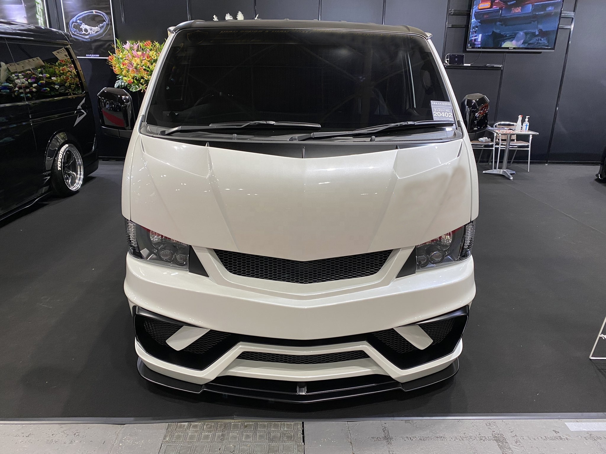 Sunlop Hiace Modified Body Kit SAD style #S1 Narrow Widy body Fiber Glass For Hiace TRH KDH200 Commuter van Hood Complete Kit