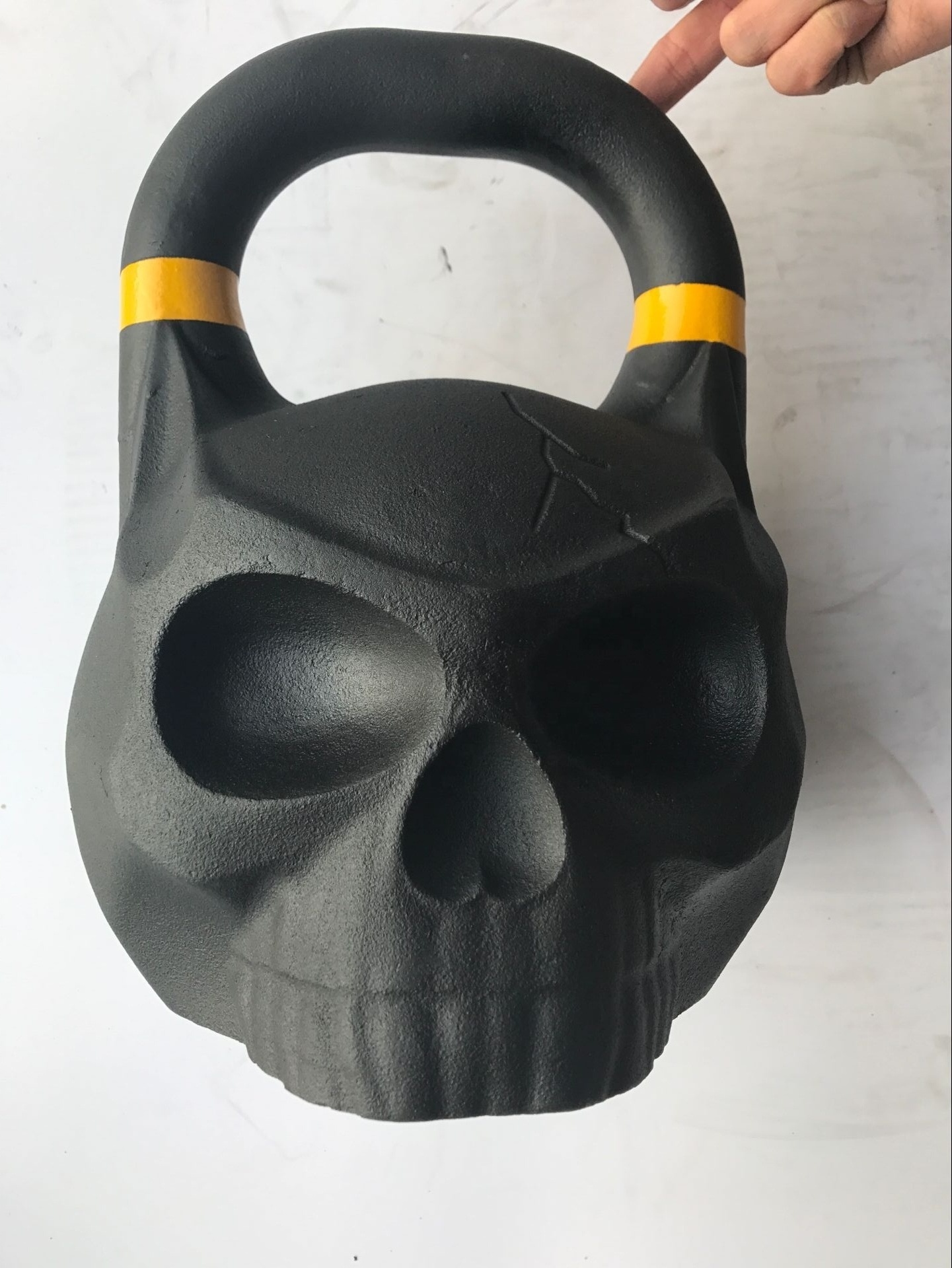 Wholesale 32kg Kettlebell Cast Iron Skull Competition Kettlebell