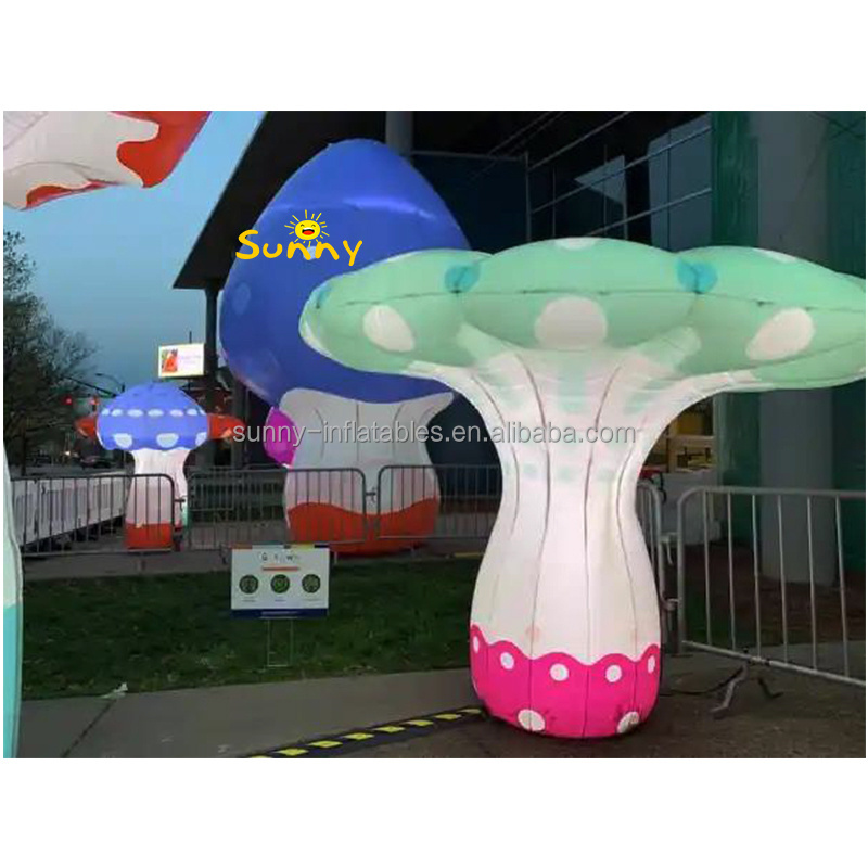 Custom Mushroom Shape Inflatable Lighthouse Standing Inflatable Pvc Cartoon Charging Lamp for Display Decoration