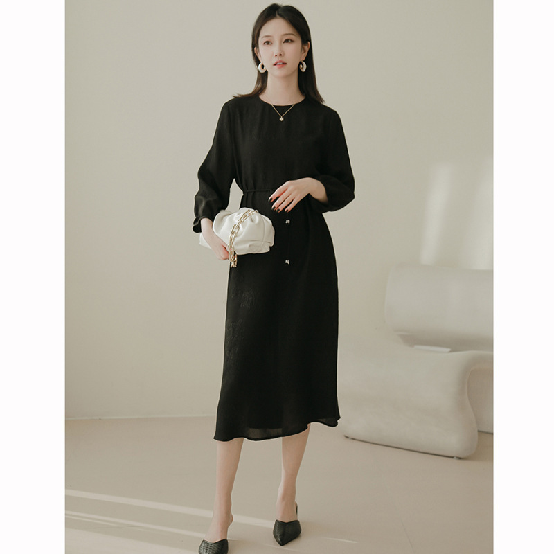 High Quality  Solid Color French Maxi Commuter Elegant Long Sleeve Dress Embossed Versatile Real Silk Dress