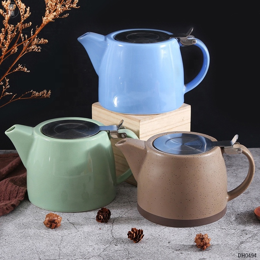 Custom ceramic stump tea pot with stainless steel lid for leaf tea bag infuser porcelain tea pot