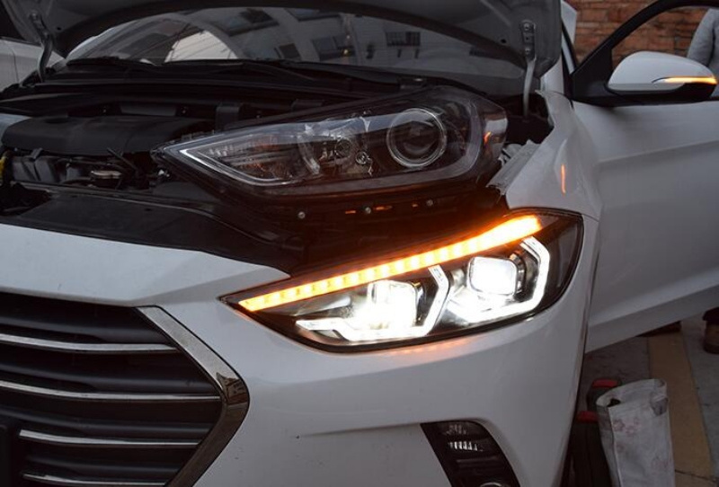 devil eye LED  headlight For HYUNDAI  Elantra  2017-2019   year LF