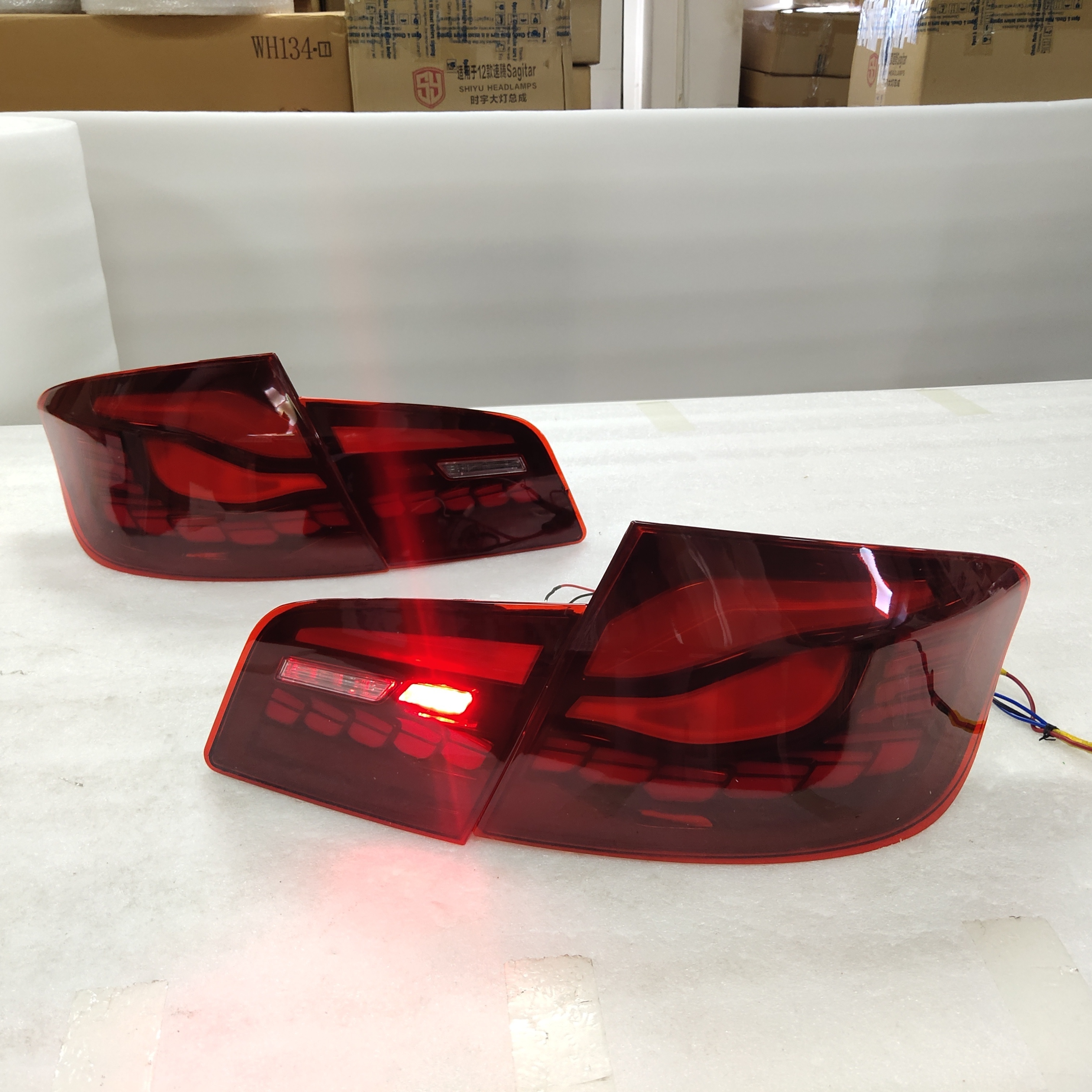 2011-2017 Year For BMW F10 F18 520 525 530 535i LED Tail Light Rear Lamps   Red   V2