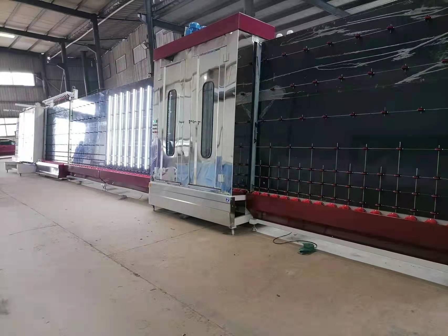 Automatic double glazing glass windows making machine