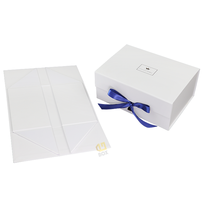 wholesale empty paper packaging folding gift paper box with ribbon white cardboard magnetic gift wedding clothes paper boxes