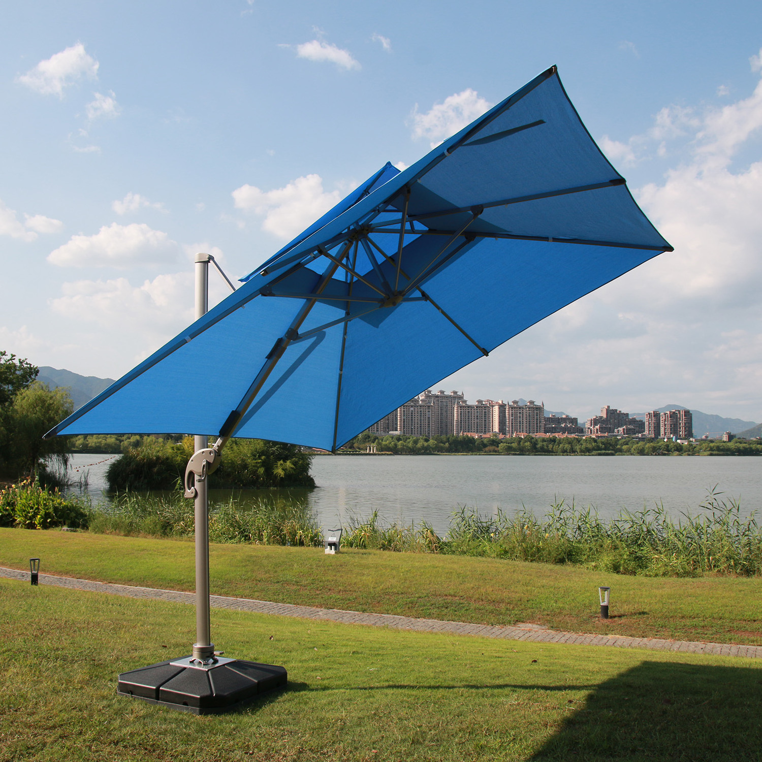 Garden Offset Parasol With Solar Power LED Lights Outdoor All Aluminum Cantilever Umbrella Patio Sunshade Hanging Roma Umbrella