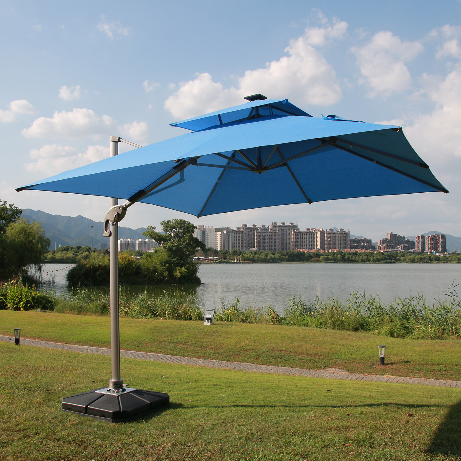 Garden Offset Parasol With Solar Power LED Lights Outdoor All Aluminum Cantilever Umbrella Patio Sunshade Hanging Roma Umbrella