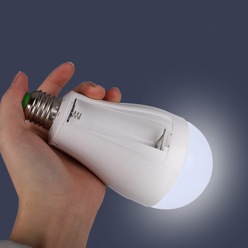 OEM factory price B22 E27 15W rechargeable light bulb daylight high luminous emergency light rechargeable bulb for africa