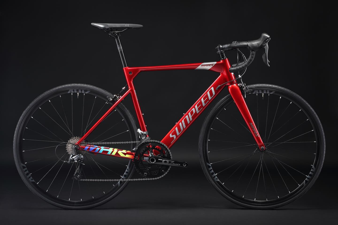 Super light weight design SUNPEED MARS top grade carbon Road Bike