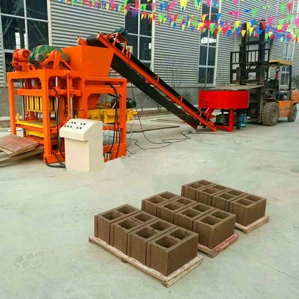 Automatic QTJ4-28 Concrete Interlocking Paving Block Making Machine