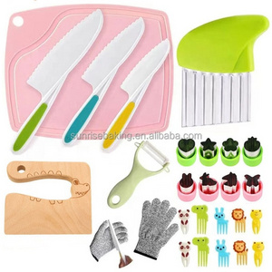 27Pcs Safety Cut-resistant gloves Cooking Fruit Vegetable Crinkle Cutters Toddler Kitchen Knives Chopping Board Set