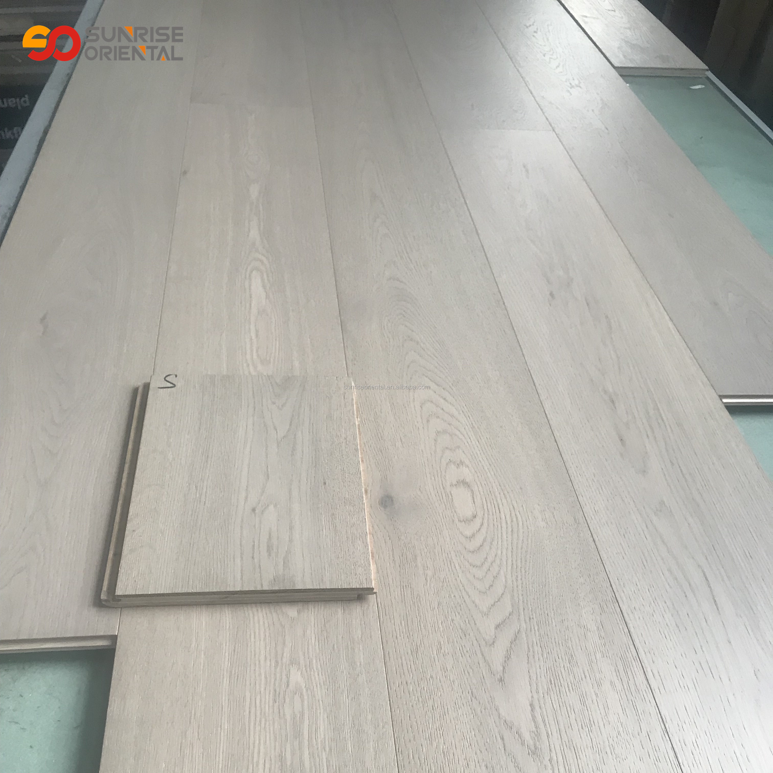 Factory Cheap Wholesale White Oiled Engineered Oak Parquet Flooring