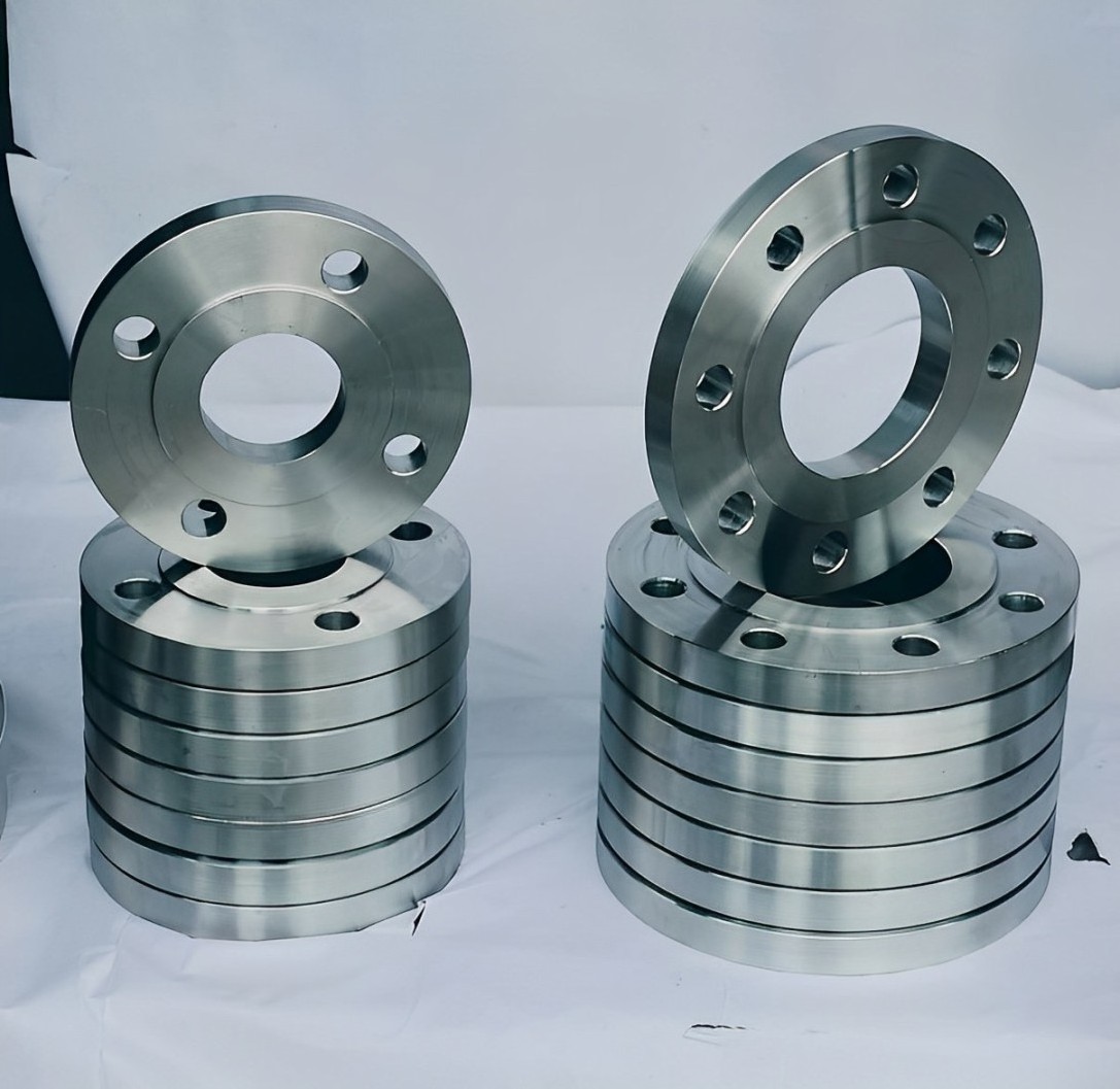 304 Stainless Steel flanges Carbon steel PN10/16 welded flange ASTM forged API 6A flange