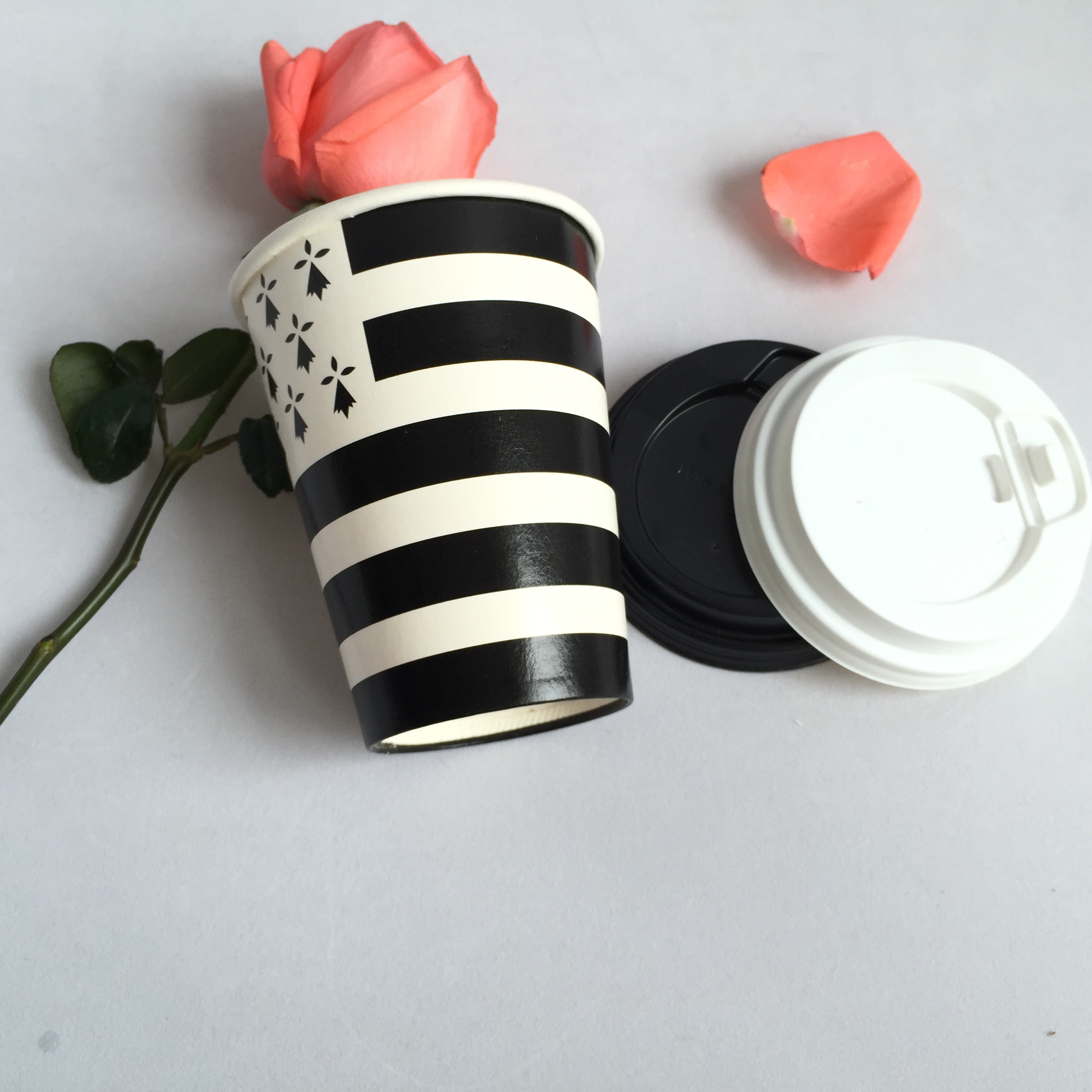 China Black Paper Cup Custom Logo Print Paper Cups for Coffee Tea