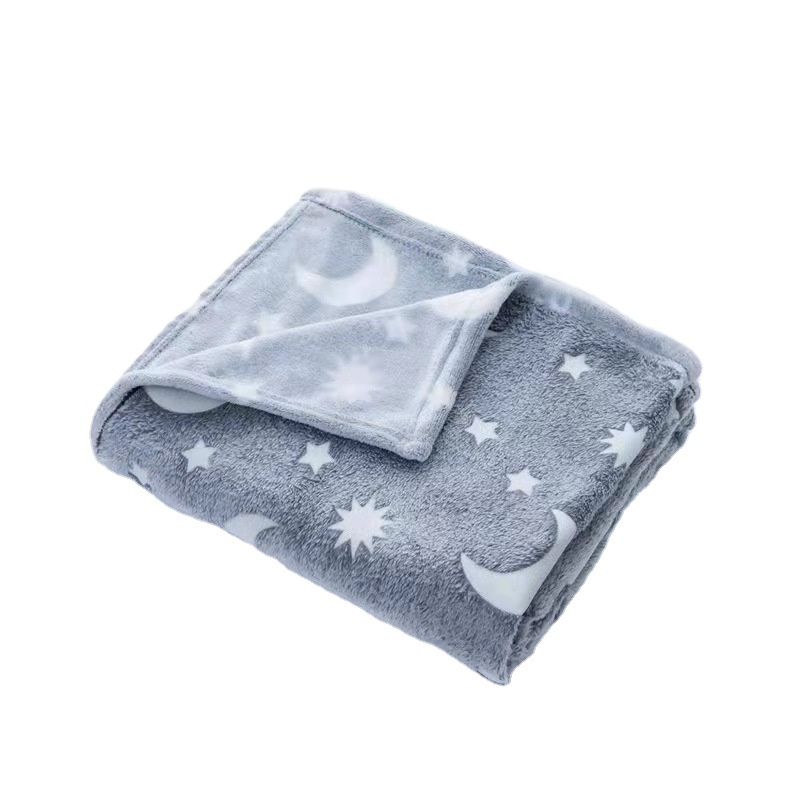 Flannel blanket luminous star children's air-conditioning woven blanket glow in the dark blanket