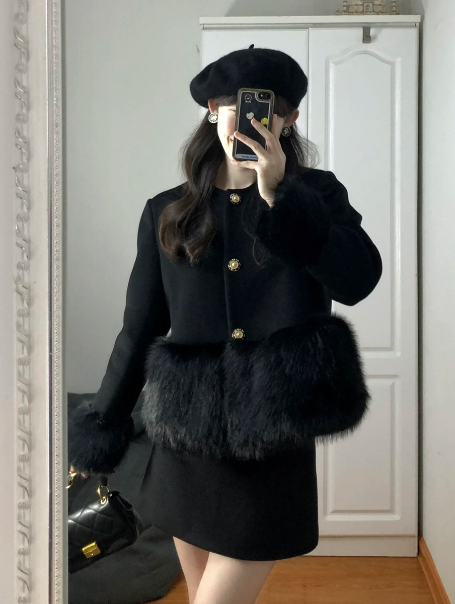 Hot selling 2024 Winter Elegant and Elegant Style Black Retro Heavy Industry Fur Edge Spliced Woolen Half Skirt Two Piece Set