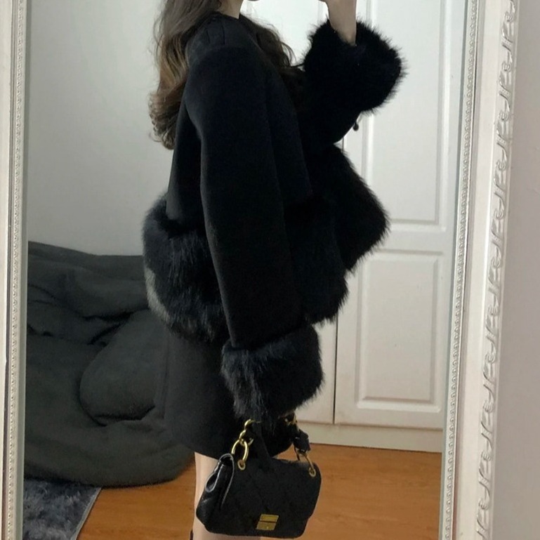 Hot selling 2024 Winter Elegant and Elegant Style Black Retro Heavy Industry Fur Edge Spliced Woolen Half Skirt Two Piece Set