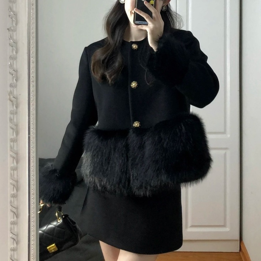 Hot selling 2024 Winter Elegant and Elegant Style Black Retro Heavy Industry Fur Edge Spliced Woolen Half Skirt Two Piece Set