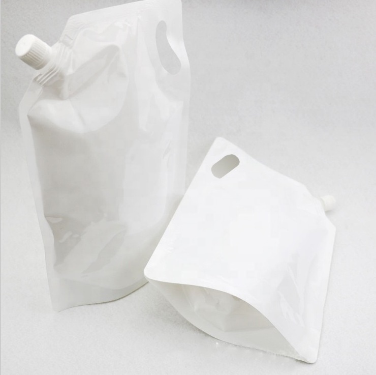 White Stand Up Leak Proof PA Nylon Laminated Plastic Packaging Spouted Pouch Bags for Liquid Products