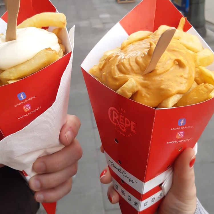 Custom Disposable Food Cones With Dip Pocket, Cardboard Paper French Fries Crepe Cones Holder With Dipping Sauce Compartment