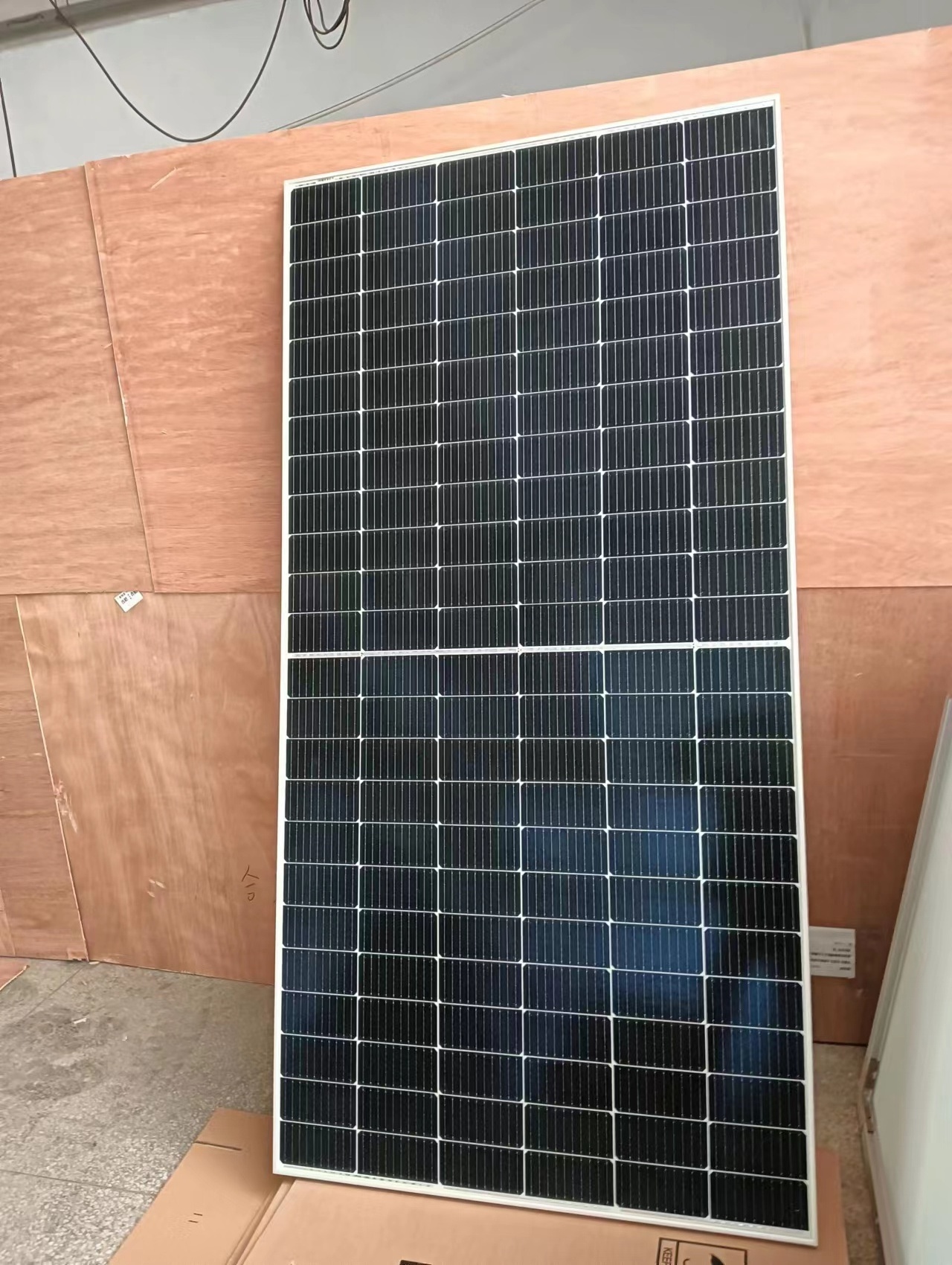 SSS Solar 540w 550w solar panel mono PV Modules Solar Panel 550w in stock With TUV certificate