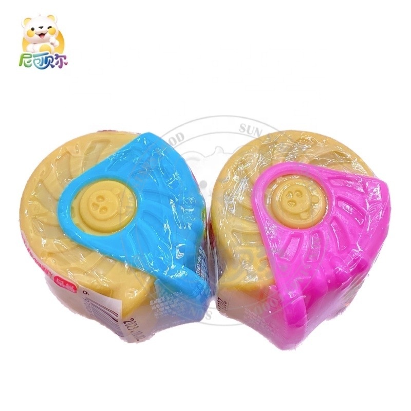 Mini Puller Toy With Rainbow Strip Candy Roll Fruit Flavor Sour Belt Soft Jelly Candy